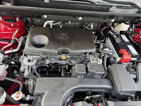 Used 2025 Toyota RAV4 XLE image 22