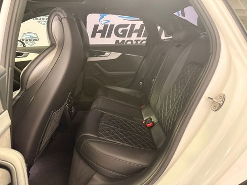 Used 2019 Audi S4 Premium Plus w/ Premium Plus Package image 18