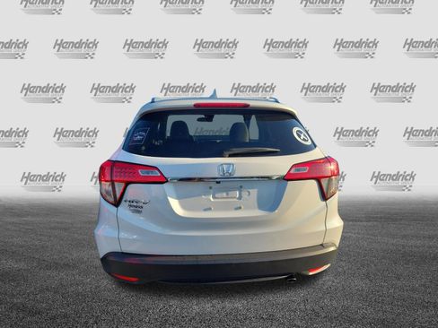 Used 2021 Honda HR-V EX image 9