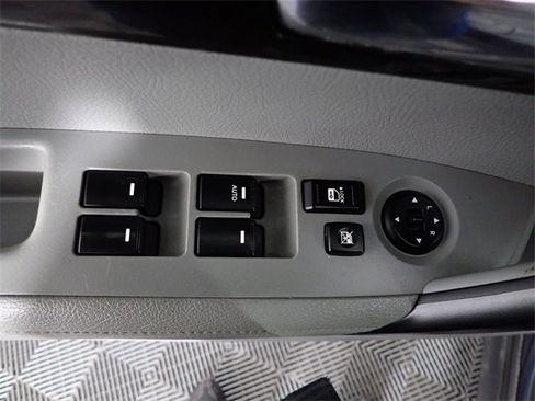 Used 2011 Kia Sorento 2WD image 17