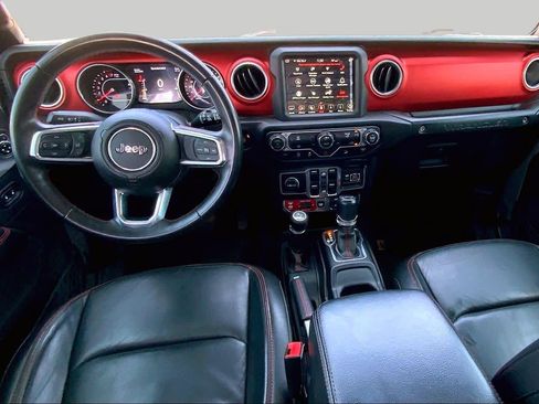 Used 2018 Jeep Wrangler Unlimited Rubicon AWD/4WD image 16