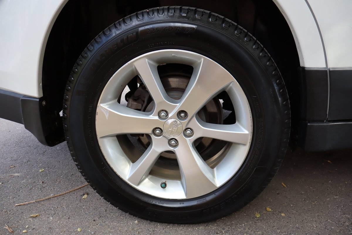 Used 2014 Subaru Outback 2.5i Limited w/ Moonroof Package AWD/4WD image 44