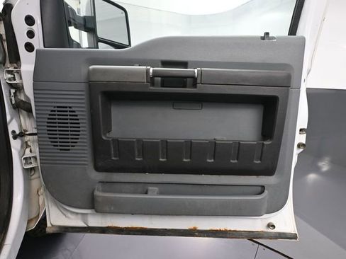 Used 2011 Ford F350 XLT w/ Camper Pkg AWD/4WD image 37
