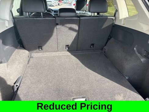 Used 2021 Volkswagen Tiguan SEL image 33
