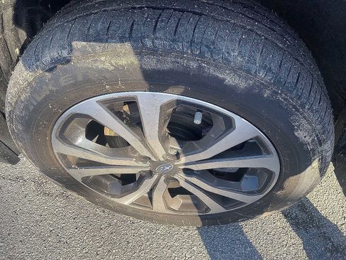 Used 2022 Subaru Forester Limited image 13