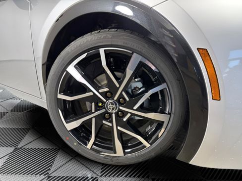 New 2026 Toyota Prius Plug-In Hybrid image 9