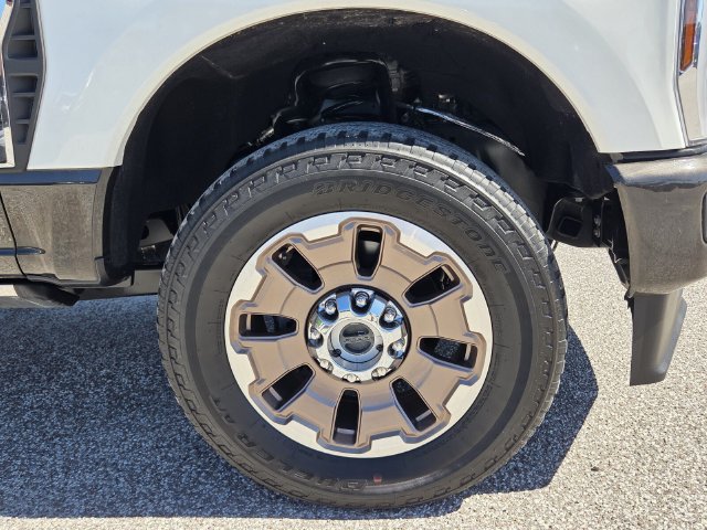 Certified 2025 Ford F250 King Ranch w/ FX4 Off-Road Package AWD/4WD image 12