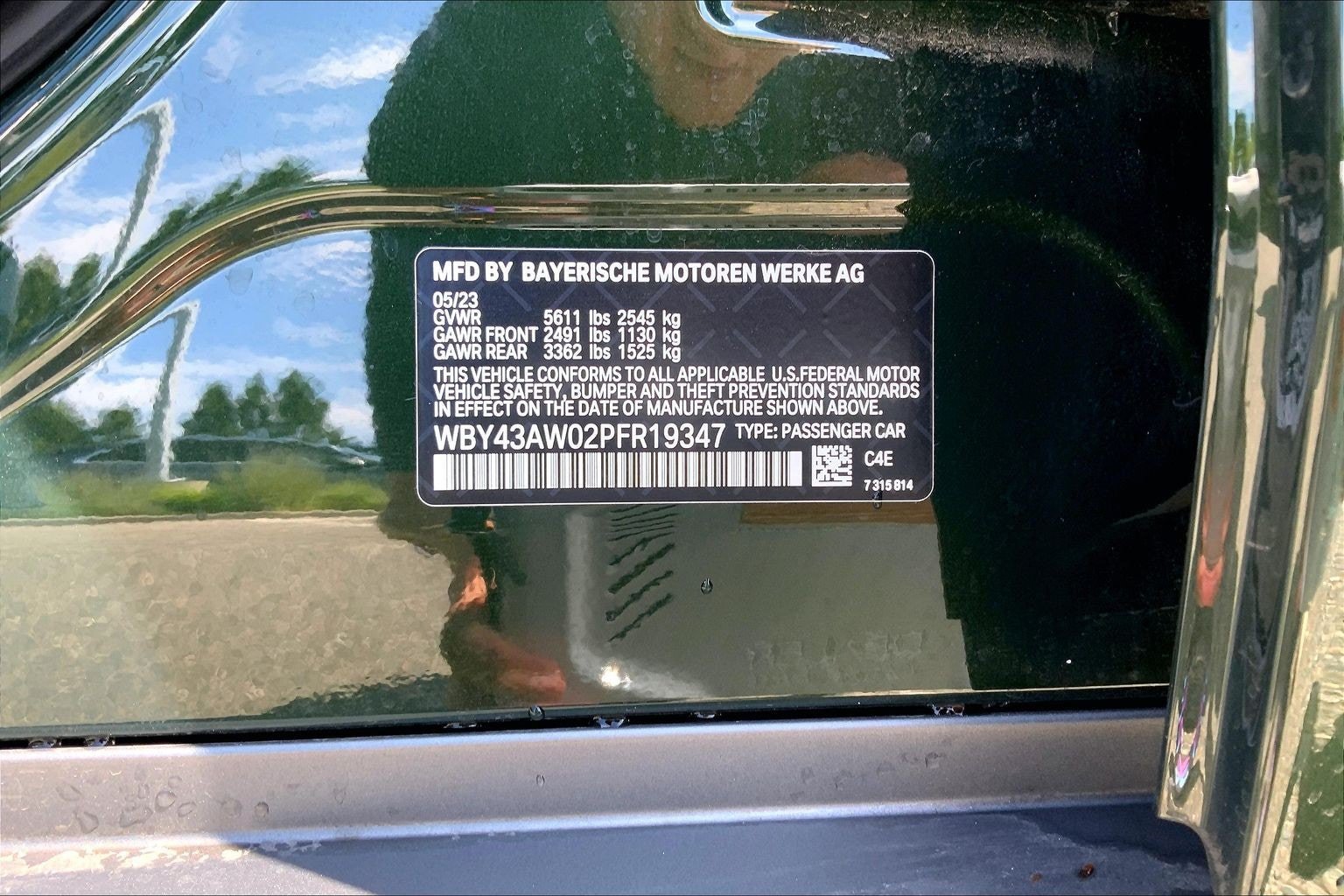 Used 2023 BMW i4 eDrive35 w/ Premium Package RWD image 31