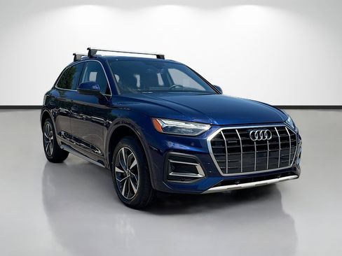 Used 2021 Audi Q5 Premium w/ Convenience Package image 1
