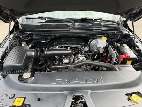 Used 2019 RAM 1500 Big Horn AWD/4WD image 20