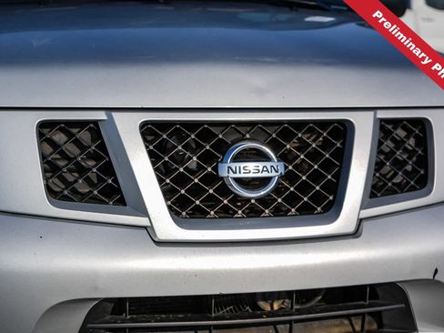 Used 2013 Nissan Armada SV RWD image 5