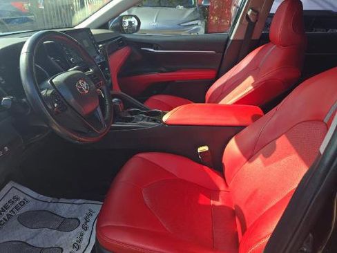 Used 2022 Toyota Camry XSE image 4