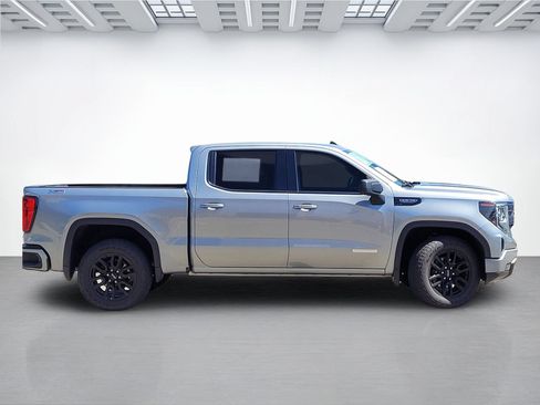 Used 2025 GMC Sierra 1500 Elevation AWD/4WD image 3