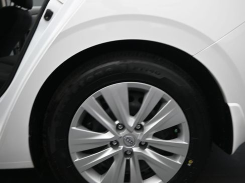Certified 2025 Nissan Sentra S FWD image 15