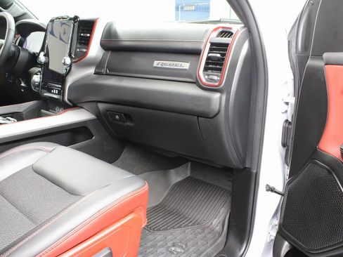 Used 2025 RAM 1500 Rebel image 27