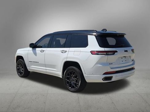 Used 2024 Jeep Grand Cherokee L Summit AWD/4WD image 4