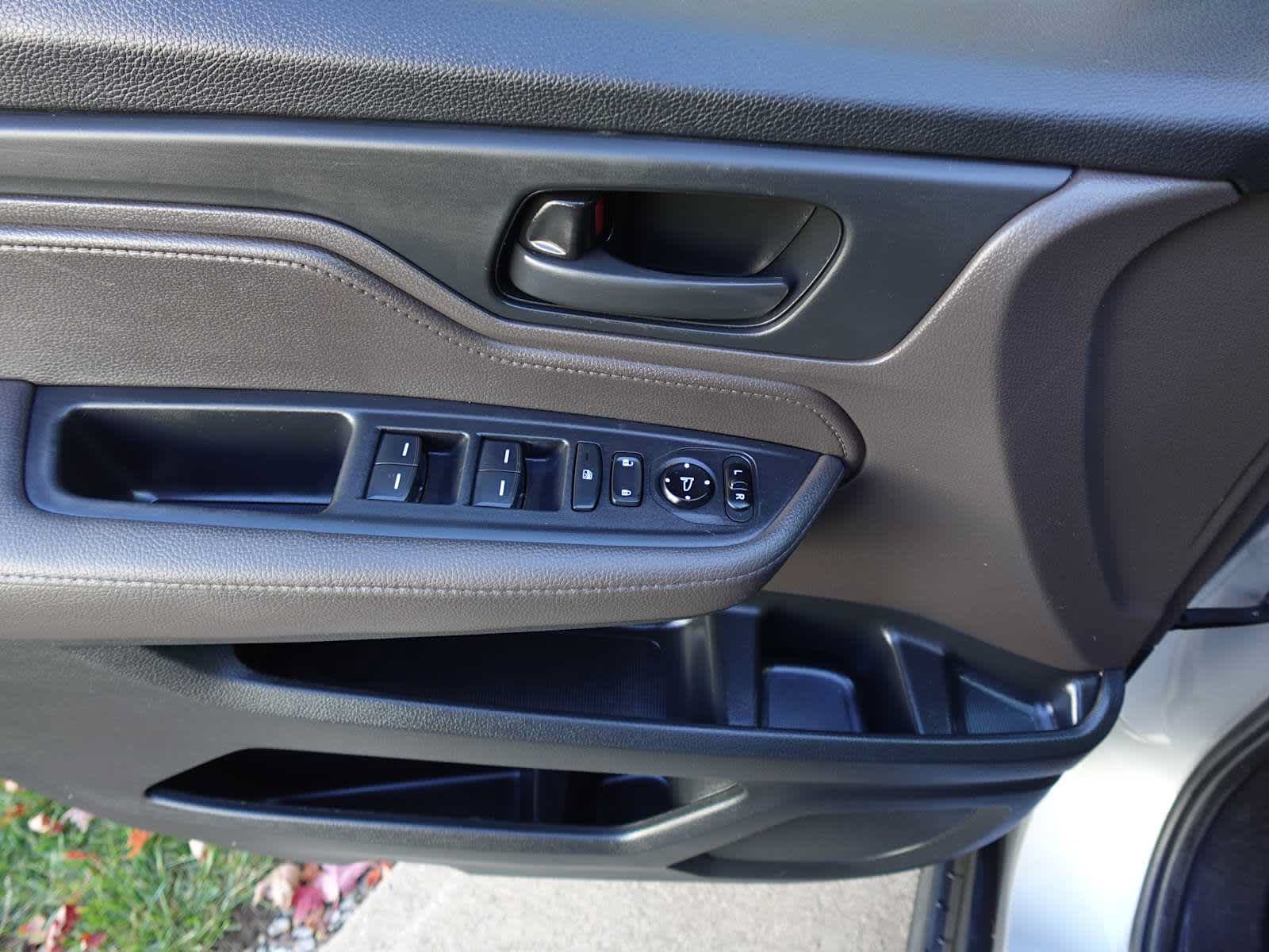 Used 2019 Honda Odyssey EX image 11