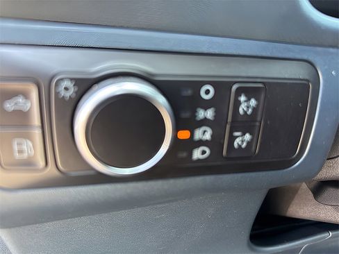 Used 2025 Ford Maverick XL image 18