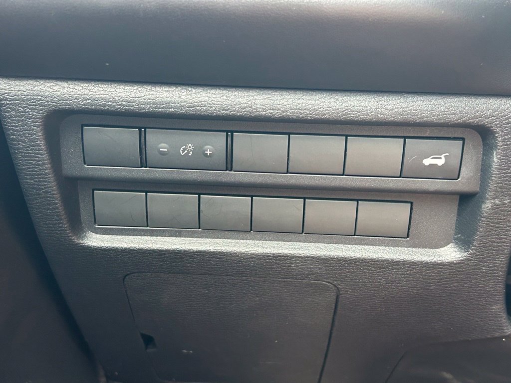 Used 2024 Mitsubishi Outlander SE AWD/4WD image 30