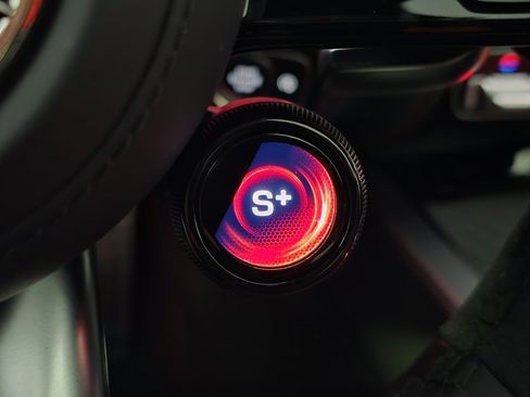 New 2026 Mercedes-Benz GLE 63 AMG S image 25