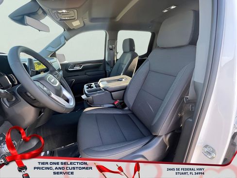 New 2025 GMC Sierra 1500 Elevation image 21