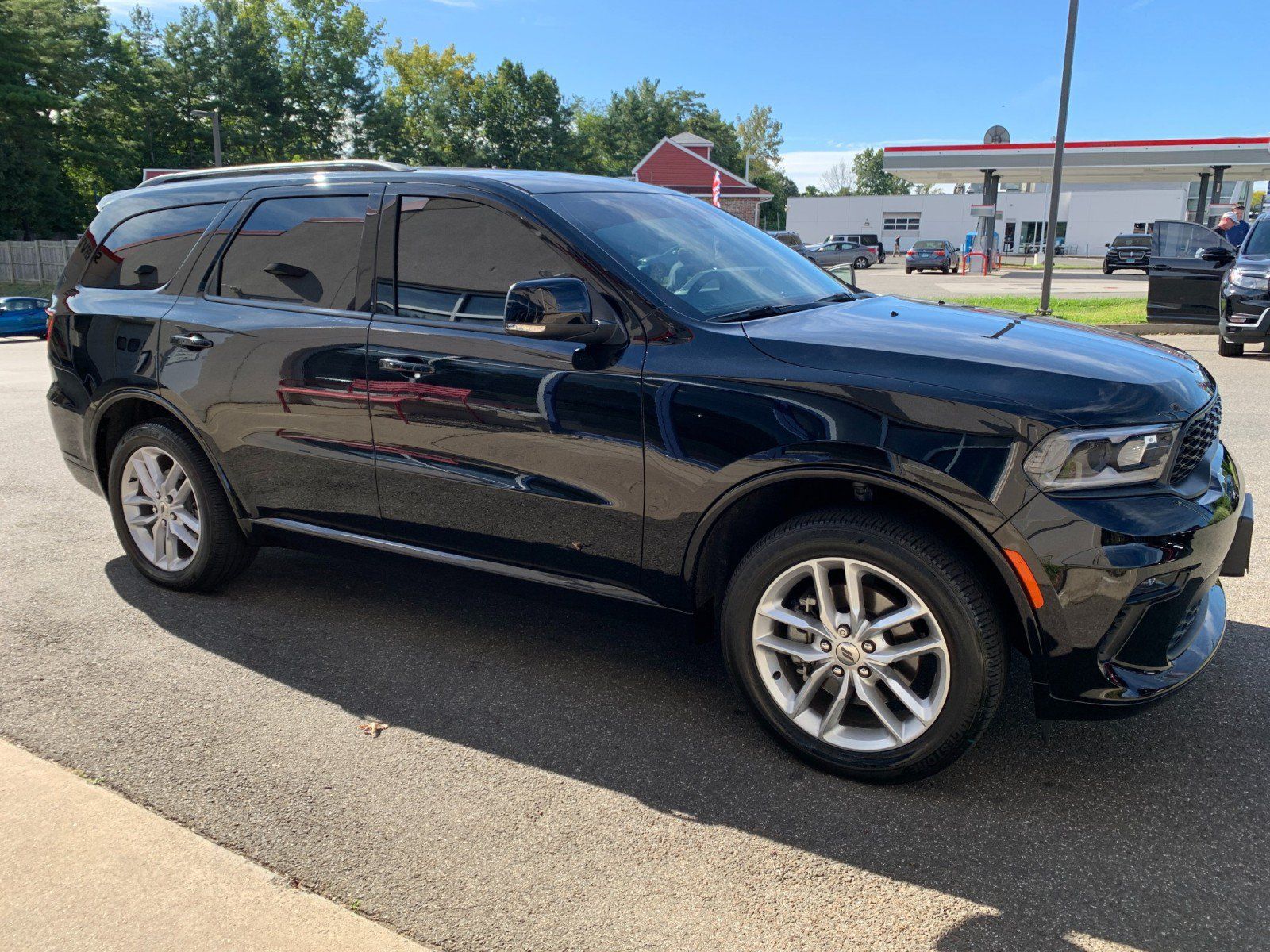 Used 2023 Dodge Durango GT AWD/4WD image 3
