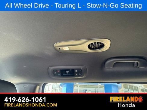 Used 2023 Chrysler Pacifica Touring-L w/ S Appearance Package AWD/4WD image 30