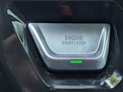 Used 2022 GMC Sierra 1500 Denali RWD image 27