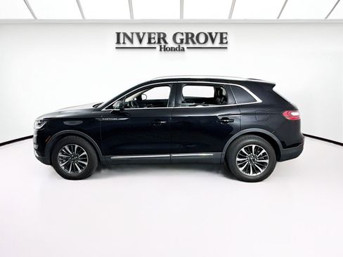 Used 2023 Lincoln Nautilus AWD w/ Premium Package image 8