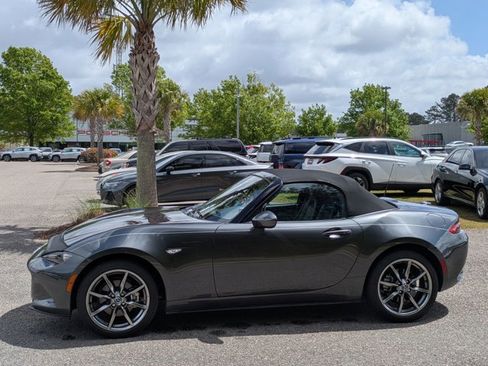 Used 2023 MAZDA MX-5 Miata Grand Touring image 9