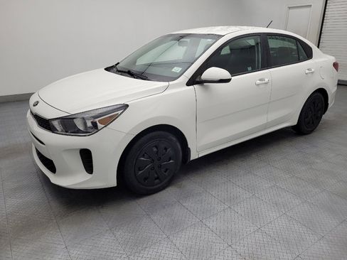 Used 2020 Kia Rio S image 2