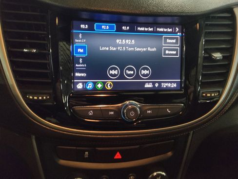 Used 2020 Chevrolet Trax LS w/ Tint and Cruise Package FWD image 25