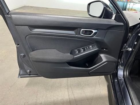 Used 2023 Honda Civic Sport image 24