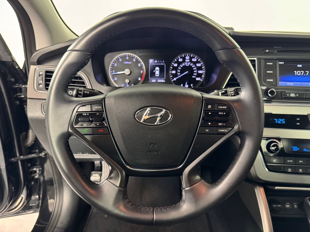 Used 2015 Hyundai Sonata Sport w/ Option Group 03 FWD image 14