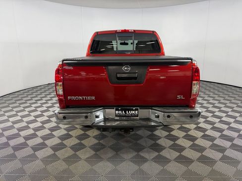 Used 2016 Nissan Frontier SL RWD image 9