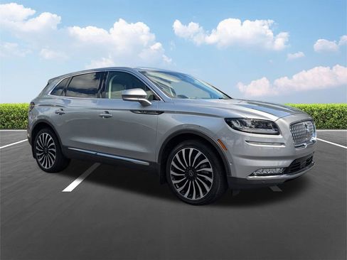 Used 2023 Lincoln Nautilus Black Label AWD/4WD image 2