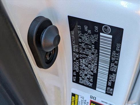 Used 2025 Lexus ES 350 w/ Premium Package image 24