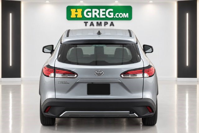 Used 2023 Toyota Corolla Cross L FWD image 4