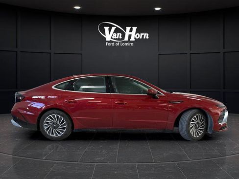 Used 2024 Hyundai Sonata SEL image 2