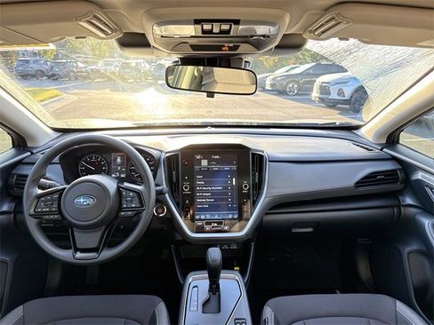 Certified 2025 Subaru Crosstrek 2.0i Premium image 22