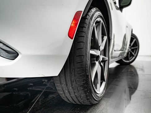 Used 2017 MAZDA MX-5 Miata Grand Touring image 50