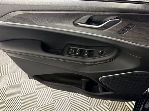 Used 2025 Jeep Grand Cherokee Limited 4xe image 25