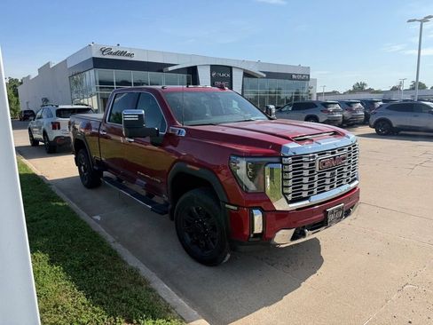 Used 2024 GMC Sierra 2500 Denali w/ Denali Reserve Package AWD/4WD image 2