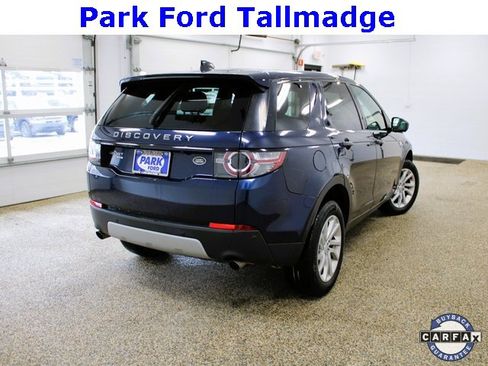 Used 2019 Land Rover Discovery Sport image 6