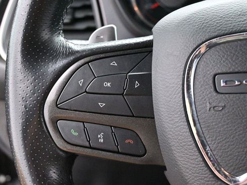 Used 2022 Dodge Challenger GT RWD image 17