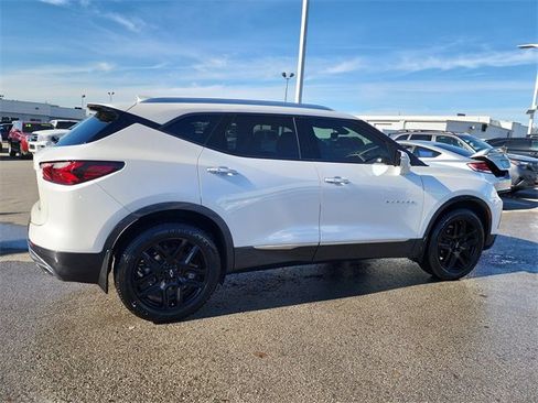 Used 2022 Chevrolet Blazer Premier w/ Enhanced Convenience Package image 2