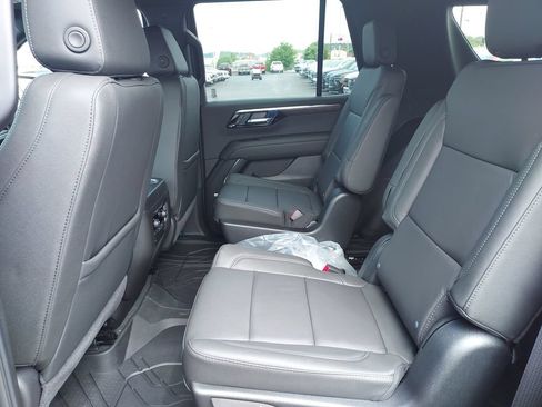 New 2026 Chevrolet Tahoe LT w/ Advanced Technology Package AWD/4WD image 14