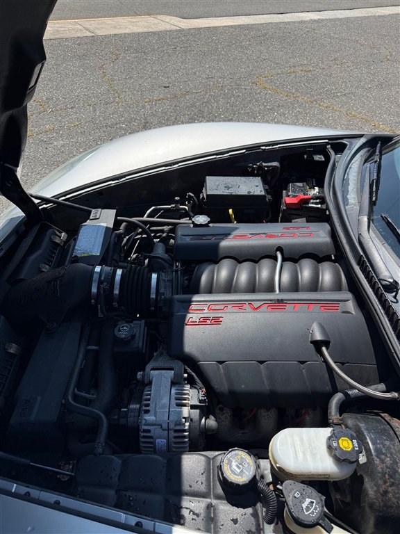 Used 2006 Chevrolet Corvette Coupe w/ Preferred Equipment Group RWD image 8