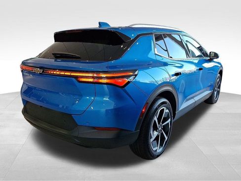 New 2026 Chevrolet Equinox EV LT AWD/4WD image 4