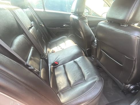 Used 2015 Chevrolet Cruze LT w/ Sun, Sound and Sport Package FWD image 2